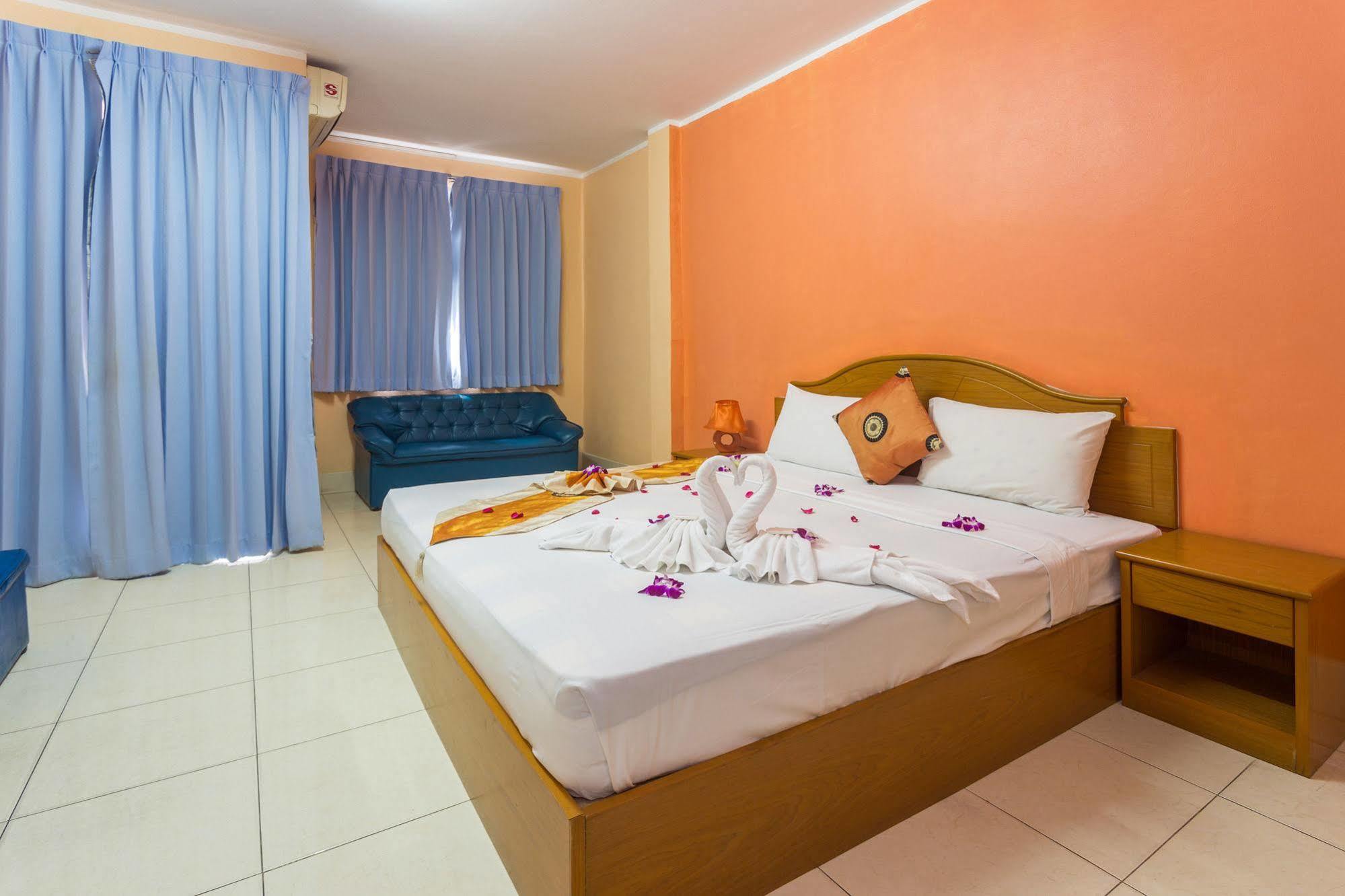 Guesthouse Belvedere Patong ภายนอก รูปภาพ