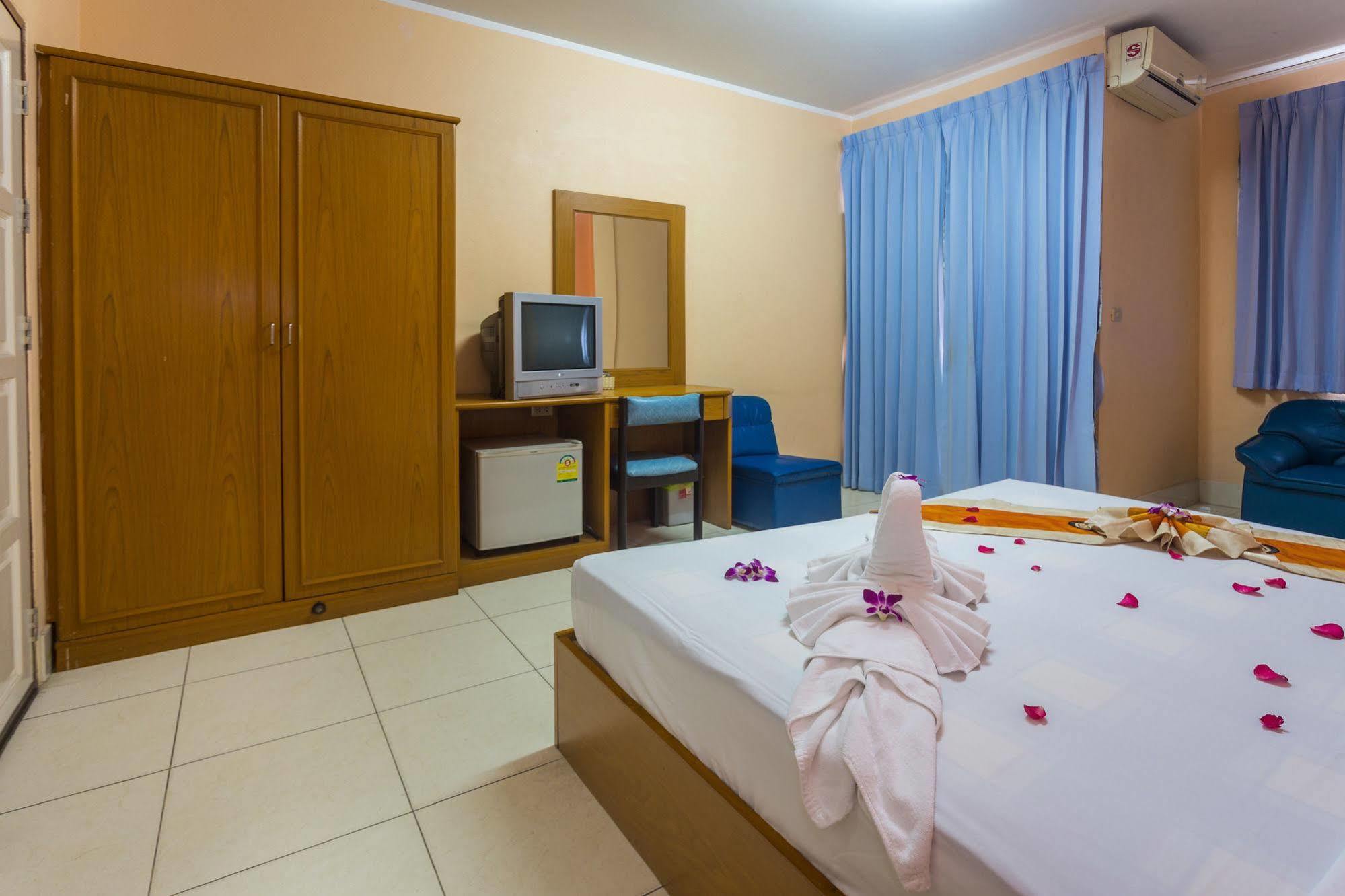 Guesthouse Belvedere Patong ภายนอก รูปภาพ